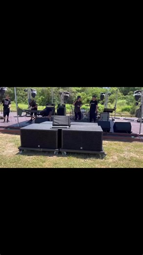 CVR AUDIO Factory on Instagram: "CVR dual 18 inch subwoofer CV-28, Inquiry contact Mila: wa.me/8615902044150 Email: mila@cvraudio.com #live #livemusic #livestream #liveconcert #dj #party #club #clubmusic #digital #sounds #soundsystem #factory #manufacturing #engineering #show #event"