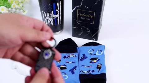 OVENTE Electric Kettle, 1.7L Fast Boiling Water Heater for Coffee or Tea, BPA Free with Water Level Gauge, Auto Shut-Off, Boil-Dry Protection, Indicator Light and Removable Filter, Black KP72B