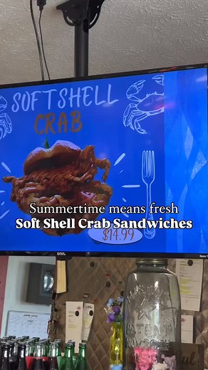 Soft shell crab season is here! 🦀 Swing by for a fresh Chesapeake Bay soft shell crab sandwich - or enjoy the crab on its own while it’s still in season. Fresh, local, and only here for a limited time! 📍8140 Valley Pike Middletown, VA | Shaffer's BBQ & Market