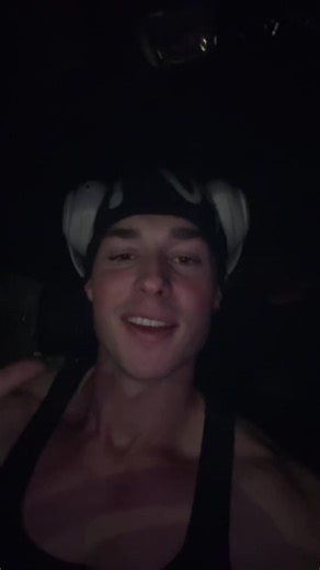 MANNING MONDAY… i forgot… its ok tho | mondays at work