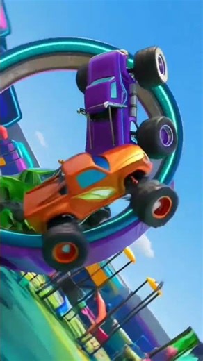 Monster Trucks Loop-de-Loop! 🎡🚚 #shorts #smartbabygarden