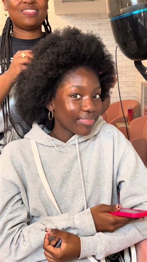 Kinky Straight Hair: Seamless Blend & Protective Style