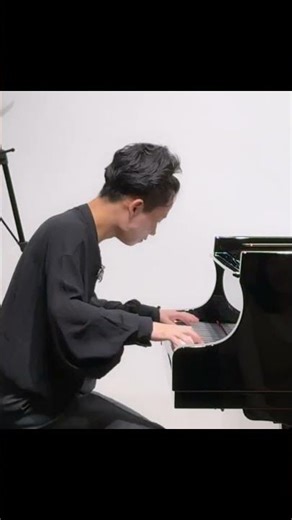 Stravinsky／Three movements from Petrouchka pf.Oyama, Modan