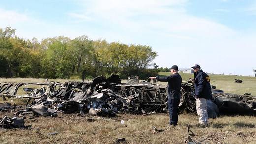 Dallas air show plane crash: Retired Air Force pilot shares insight on investigation