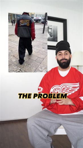 Ugur Bilmen | Fashion - Creator 🧿 on Instagram: "HOW TO FIX TOO LONG JEANS ⚡️ Follow for more inspo‘s . . . . #streetwear #stylinghacks #fashionhacks #fashionreel . . . style tips / fashion hack/ streetwear / hacks/ streetstyle / jeans hack / mens fashion / 90s fashion / fashion trend / 2Pac / tupac / baggy jeans"