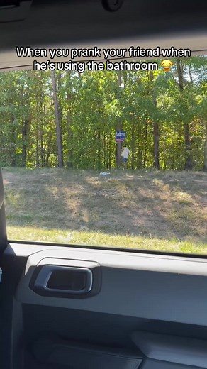 Hilarious Bathroom Prank on a Friend