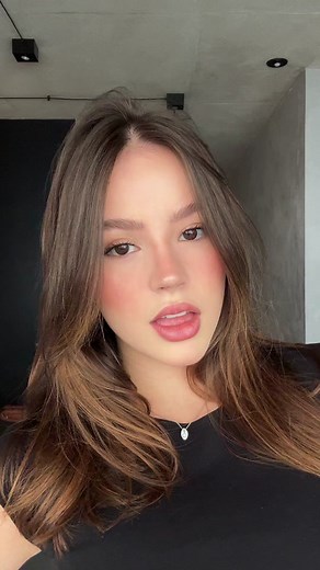 Bela Fernandes: Dançando e Encantando no TikTok