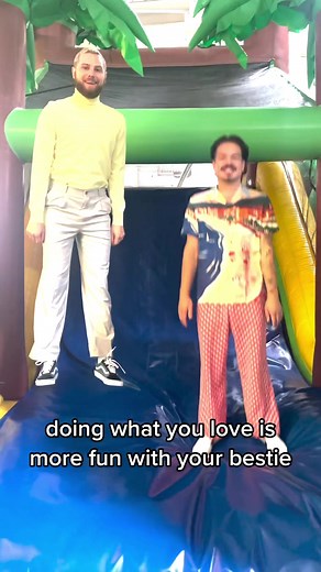 Synchronize with Milky Chance - Double Trouble Besties