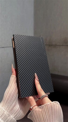 Casing HP dengan Stand Putar 360° — Cara Kerja & Keunggulan