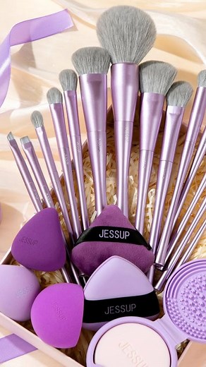 Madi U Muhammad on Instagram: "Treat your mother with the JESSUP Luxury Purple Collection - a truly wonderful gift! @jessupbeauty#jessupbrush #jessupsponges #mothersday #jessupbeauty #MakeupArtists #BeautyTools #JESSUP #MakeupBrushes #ProfessionalMakeup #BeautyIn 1 months ago"