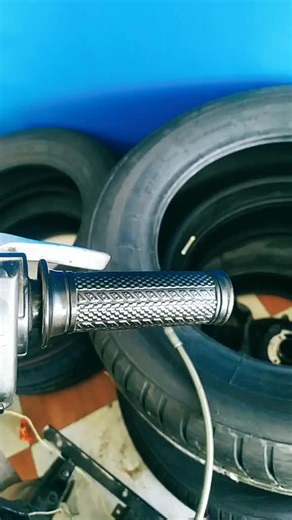 Mastering Motorcycle Throttle Control Techniques