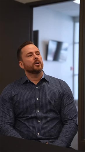 When you see those blue squares on our cameras… that’s your system identifying human activity! No more wasting time scrubbing through hours of footage. Our built-in analytics pinpoint the moments that matter - and you can even set alerts, lights, and other custom responses. 📲 Ready to make your security smarter? Let’s chat → kandselectronics.com #kands #electronics #securityfootage #businesssecurity #securitysystem #securitycamera #cameratracking #monitoring #cameramonitoring #motiontracking #w