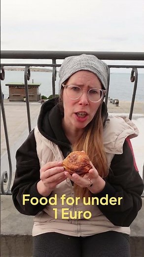 Pastizzi: Malta's Golden Bite of Tradition 🇲🇹✨