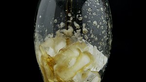 Fizzy drink and ice - Free Stock Video