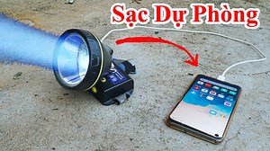 Cách Chế Sạc Dự Phòng Siêu Rẻ Tiền Từ Đèn Pin / Hướng Dẫn Chế Sạc Pin Dự Phòng 18650. backup charger .... 👉 Link Mua Pin Sạc Dự Phòng 18650 3.7V : https://shp.ee/ba8amax 👉 Link Mua Module Sạc Dự Phòng 18650 3A : https://shp.ee/ygyvhux cach che sach pin du phong huong dan che sac pin dien thoai du phong tupin den pin cach che sac du phong re tien mua pin sac du phong 18650 mua module sac du phong 18650 3.7v ngày hôm nay tôi sẽ hướng dẫn tất cả các bạn cách chế sạc pin dự phòng từ đèn pin cách c