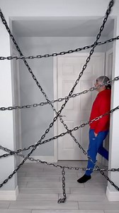 Mean witch traps monster! 🧙‍♀️👻 #monsterundermybed | Yoeslan