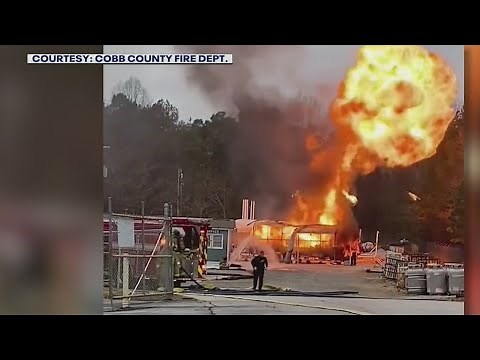 Fireball launched into the air propane tank explosion caught on camera