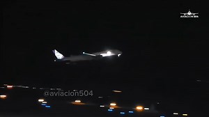 Magia Nocturna en Palmerola International Airport conectando continentes con Iberojet desde el corazón de Honduras 🇭🇳🇪🇸✈️ #aviationlovers #airplane #airport #aviation | Aviación 504