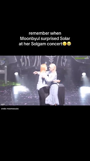 Moonbyul Surprises Solar at Solgam Concert