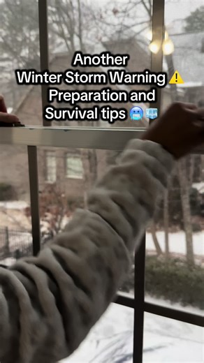 Stay safe everyone 🙏Winter Storm 2026❄️🧊 preparation & Survival tips! Power outage tips and winter storm hacks ❄️#creatorsearchinsights #winterstorm2026 #foryourpage #survival