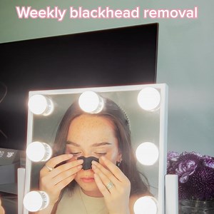 Embrace your 10 minute glow up. Say goodbye to oily buildup, dirt, and blackheads. Bioré Oil Control Charcoal Deep Cleansing Pore Strips go deep to remove weeks worth of pore gunk in just one strip. Infused with Natural Charcoal, leave your skin feeling fresh and 3x less oil. ✨ Cruelty-Free. Vegan-Friendly. Dermatologist Tested. Perfect for oily skin baddies. | Bioré Australia