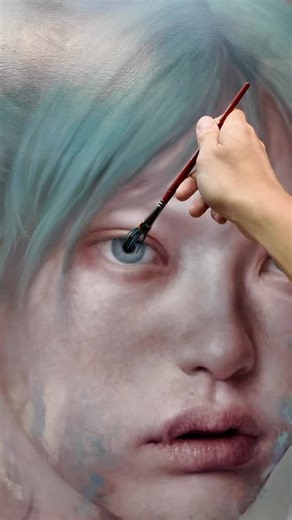 Hatsune Miku in the mirror. Work in progress. WEB: https://lochanpeng.com/course IG: https://www.instagram.com/lochanpeng/ #art #artist #lochanpeng #painting #羅展鵬 藝術 藝術家 HumanityCraftsmanship LoChanPeng ContemporaryArt NewFigurative ArtInTheAgeOfAI Craftsmanship Painting FineArt CulturalIdentity ArtThoughts | 羅展鵬 /Lo Chan Peng