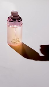 4K views · 80 reactions | Get instant, supercharged hydration with our nutrient-rich Glow + Get It Mist that brightens and delivers dewy deliciousness every time you spray. Available exclusively as part of JLo's Glow To-Go Trio gifted with purchase of That JLo Deluxe Kit. 懶 | JLo Beauty | Facebook