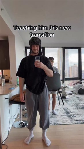 Do you like our size difference? @clarkpb01 | Art Bezrukavenko