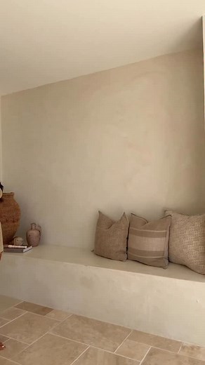 2K reactions · 20 shares | SURPRISE ! Our BLACK FRIDAY sales has just begun. Limited time only, exclusions apply. | Runaway The Label | Facebook