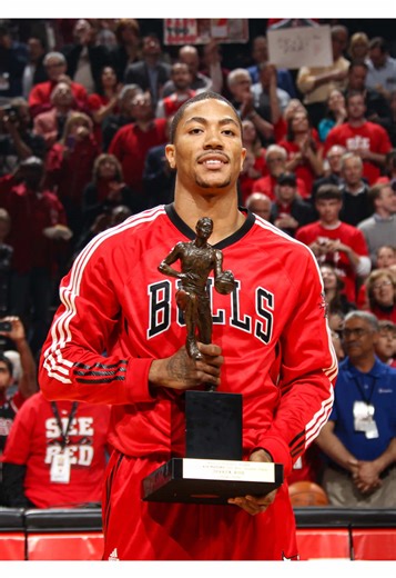 Derrick Rose's Resilience in Basketball