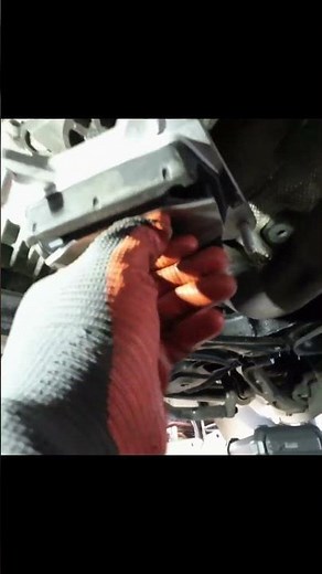 Gearbox Mount Replacement – DIY #mechanics #mountreplacement #AudiA6C6 #gearboxmount