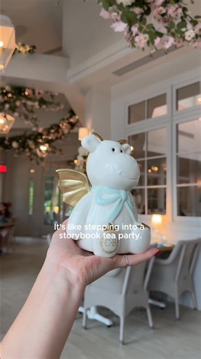 Disney’s Cake Bake Shop: a dreamy Disney bakery you don’t need a park ticket for ✨🍰 Indulge in fairytale-worthy desserts, custom cakes, and wow-worthy treats at this must-visit spot. | Expedia