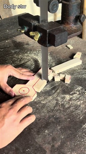 Bandsaw skills and trick✅ #woodworking #diy #tipsandtricks #tutorial #creative #sawskills