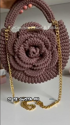 Crea carteras con estilo y elegancia tejidas a mano