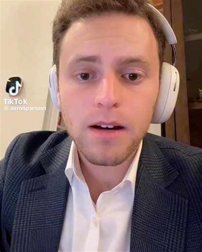 Interview Magazine on Instagram: "Cable news is out, content creators are in. Over the last few years, a cadre of terminally online citizen journalists have gained influence and trust by providing up-to-the-minute news and analysis in bite-sized videos that reach millions. For our upcoming Fall issue, technology reporter @taylorlorenz reached out to six independent newsfluencers from across the aisle to discuss fake news, real clout, and the rise of TikTok’s new journalism class 📲 link i