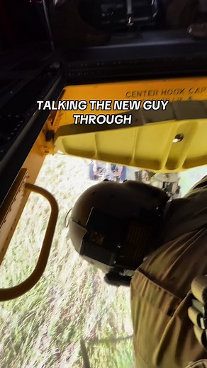 Mastering External Cargo Hookup in Aviation Training