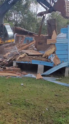 Amanda Nelson on Reels