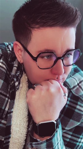 J’adore cette musique 😍#pourtoiiiii #foryou #foryoupage #wlw #lgbtq