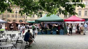 New farmers market opened today at Malostranské náměstí. It runs every Thursday until 5 pm. | Prague Morning