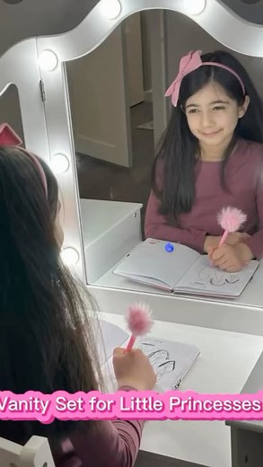 Ameliaa 🇺🇸🇺🇸 on Instagram: "*✨ The Cutest Vanity Set for Little Princesses! 👑💄✨* Absolutely in love with this adorable kids’ vanity! 😍 The heart-shaped details, built-in lights, and extra storage make it both stylish and functional. Perfect for little ones who love to dress up and get creative! 🎀💖 A magical addition to any child’s room, making playtime even more special! ✨💫 #KidsVanity #LittlePrincess #DreamRoom #MakeupVanity #ImaginativePlay #PerfectGift #grave #gravefurniture #gravev