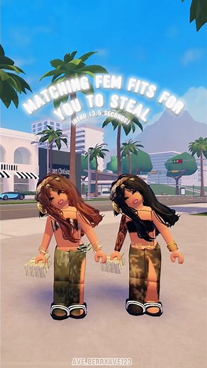Matching Fem Outfits to Steal with Friends on Roblox