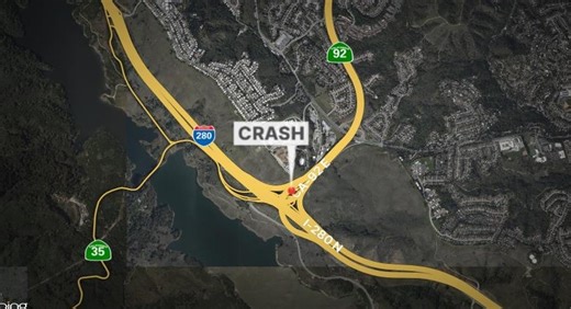 Crash shuts down southbound I-280 near San Mateo