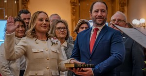 Manchester Sworn into the Ohio Senate