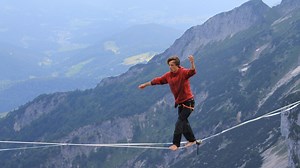 Anna auf der Alm: Spuren im Wald (4/5)