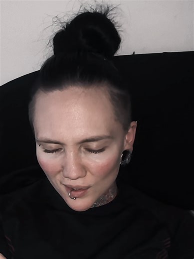 Im tired ... But #slipknot 🤘 #numetal #duality #metalgirl #relax