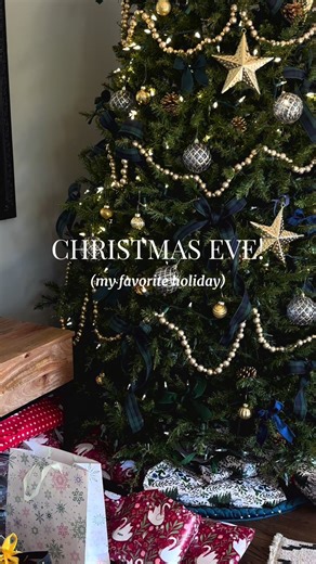 Morning yoga & Seven fishes!! Always my fav day with family! 🎁🎄✨💓 | christmas eve activities