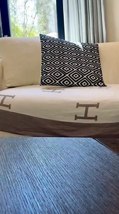 25K views · 28 reactions | Accessorize down to the last inch ⁠ Shop Annakay Pointed Toe Pump-->https://bit.ly/45TihHQ | ShoeDazzle | Facebook