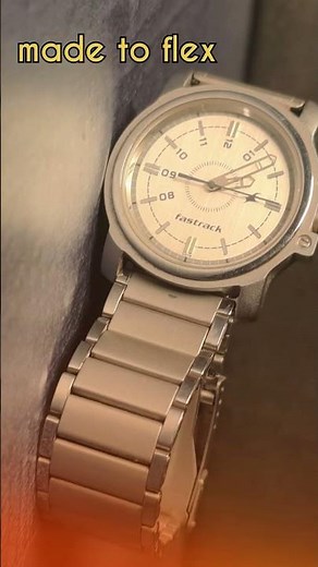 Fast-track Watch Under 2000rs
