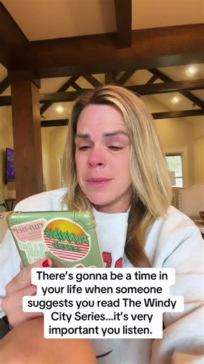 Why is this song perfect for “Caught Up”…when I thought I couldn’t break anymore the last 25-30% of this book ripped my heart out. Cannot believe I’m getting to experience reading this for the first time. #windycityseries #booktok #bookish #books #read