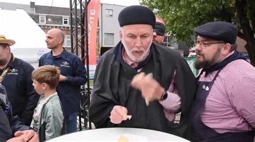Voici toutes nos photos et vidéo de la 147e Cavalcade de Herve, qui a rassemblé des milliers de spectateurs ce dimanche